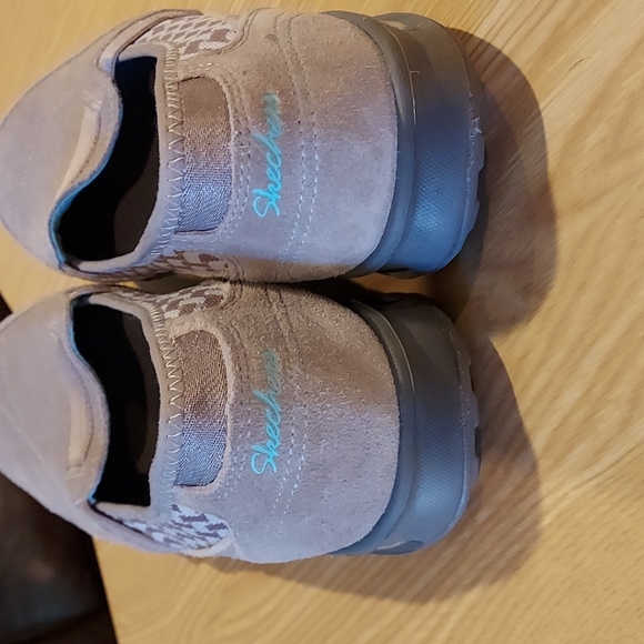 NWOT Women's Sketchers Relaxed Fit Air Cooled Memory Foam Sneakers Size 7.5 - Picture 3 of 7